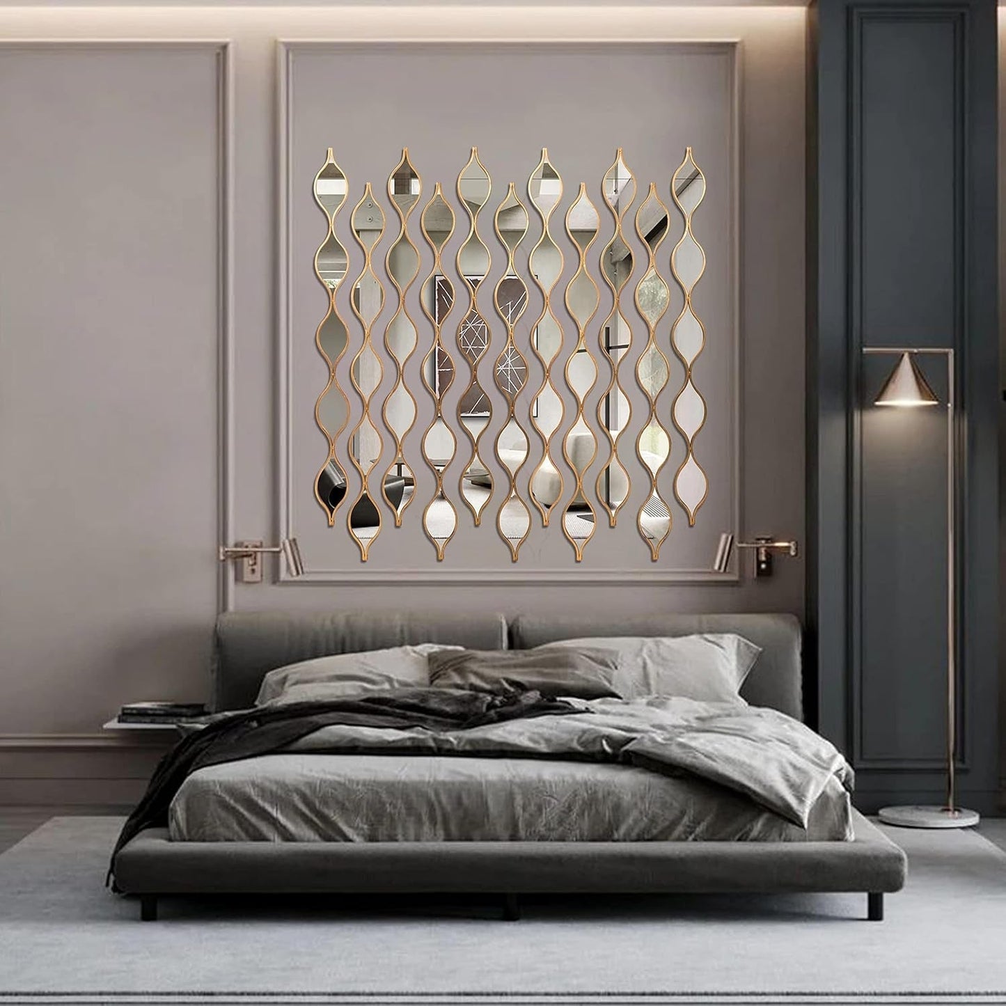 Set of 5 Teardrop Mirror Wall Decor in Gold for Elegant Living Room Decoration